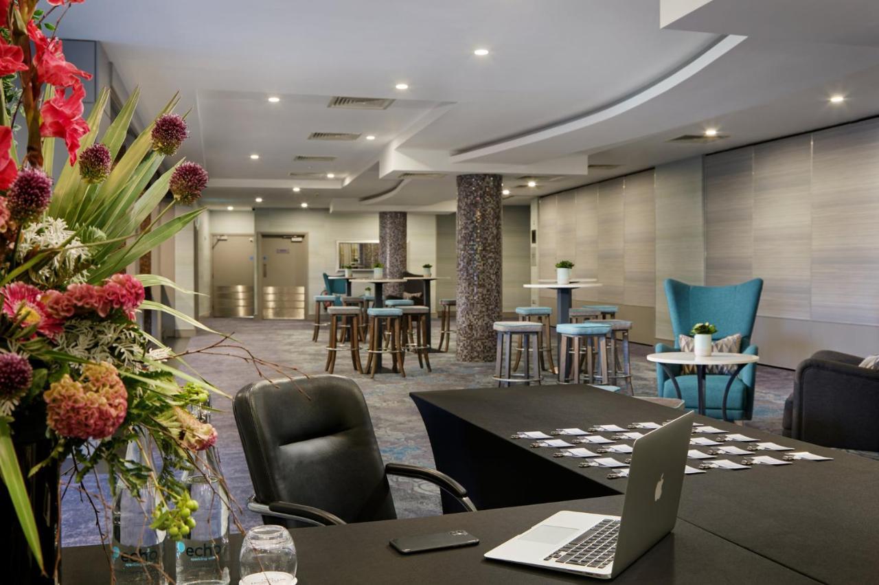 Crowne Plaza Dublin Blanchardstown By Ihg Hotel Eksteriør billede