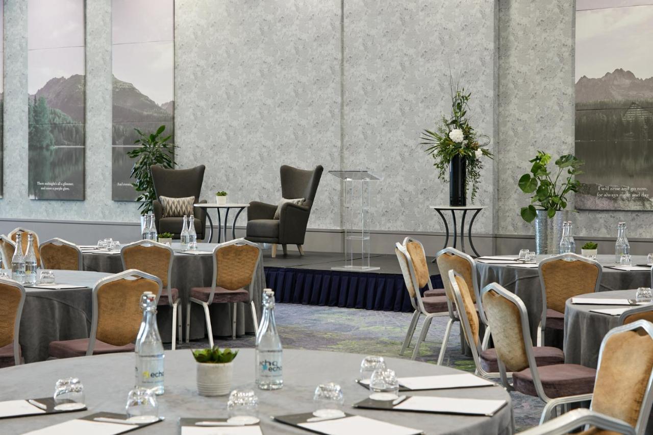 Crowne Plaza Dublin Blanchardstown By Ihg Hotel Eksteriør billede