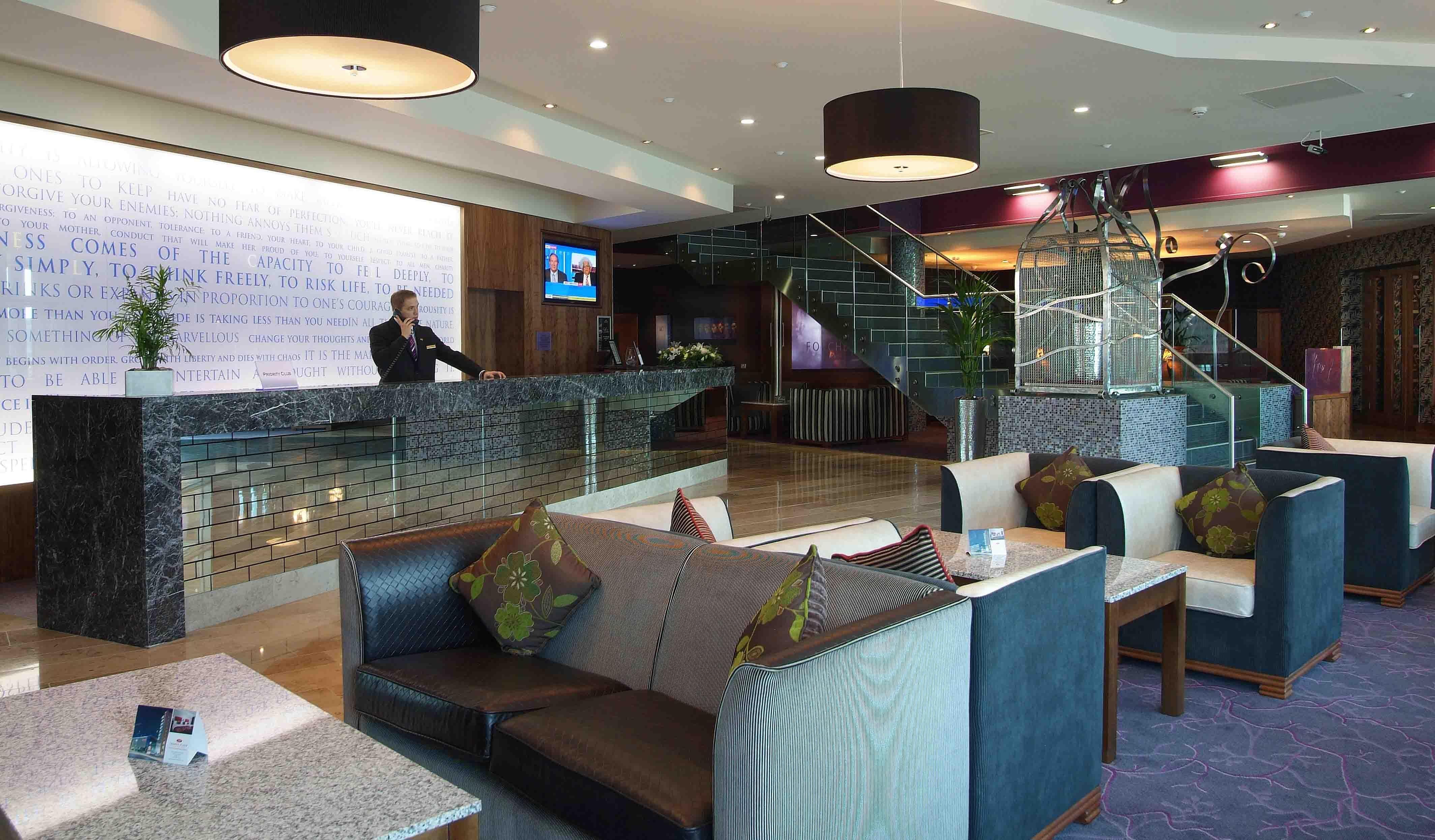 Crowne Plaza Dublin Blanchardstown By Ihg Hotel Eksteriør billede