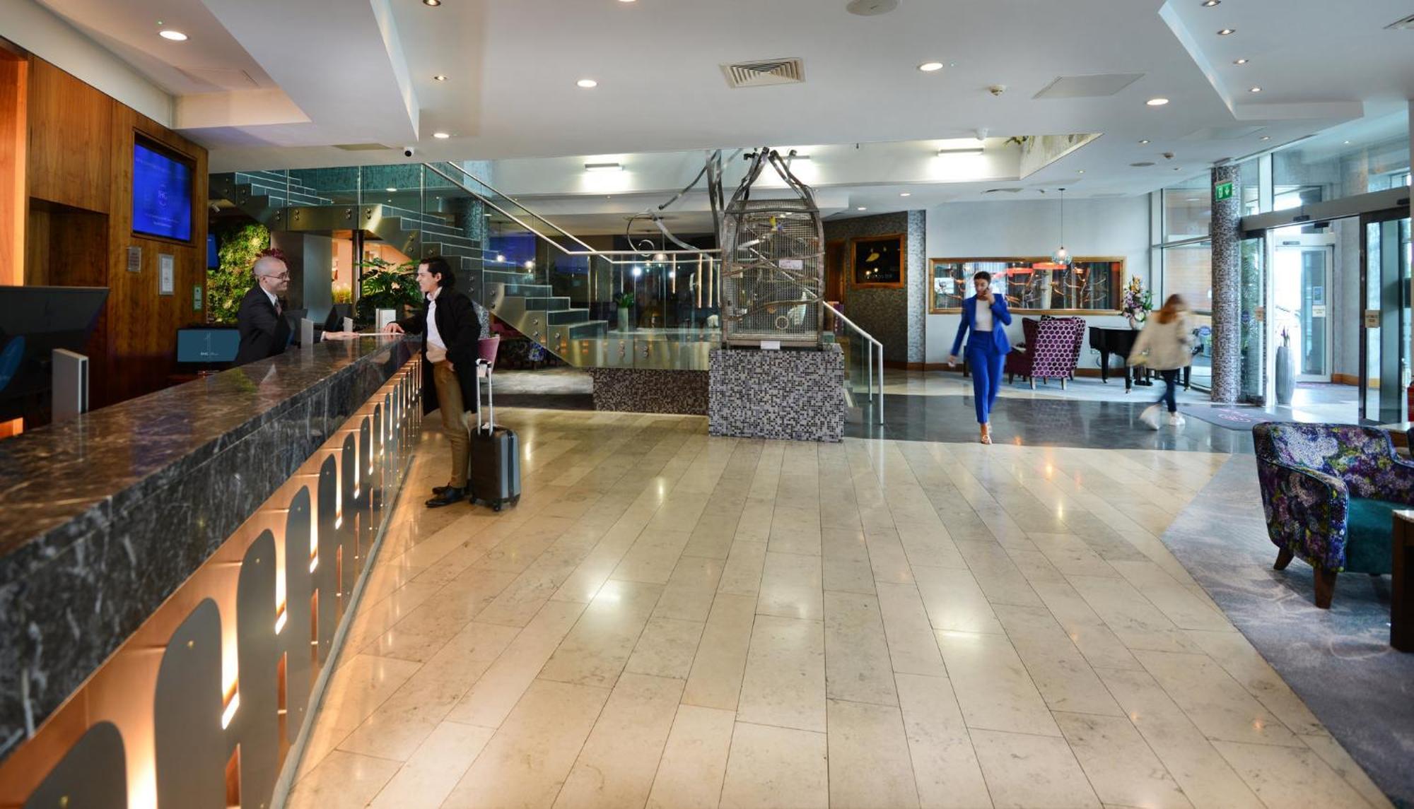 Crowne Plaza Dublin Blanchardstown By Ihg Hotel Eksteriør billede
