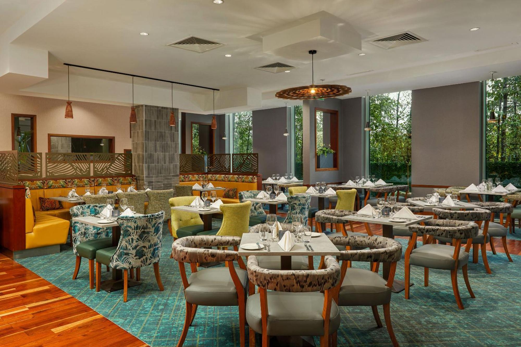 Crowne Plaza Dublin Blanchardstown By Ihg Hotel Eksteriør billede
